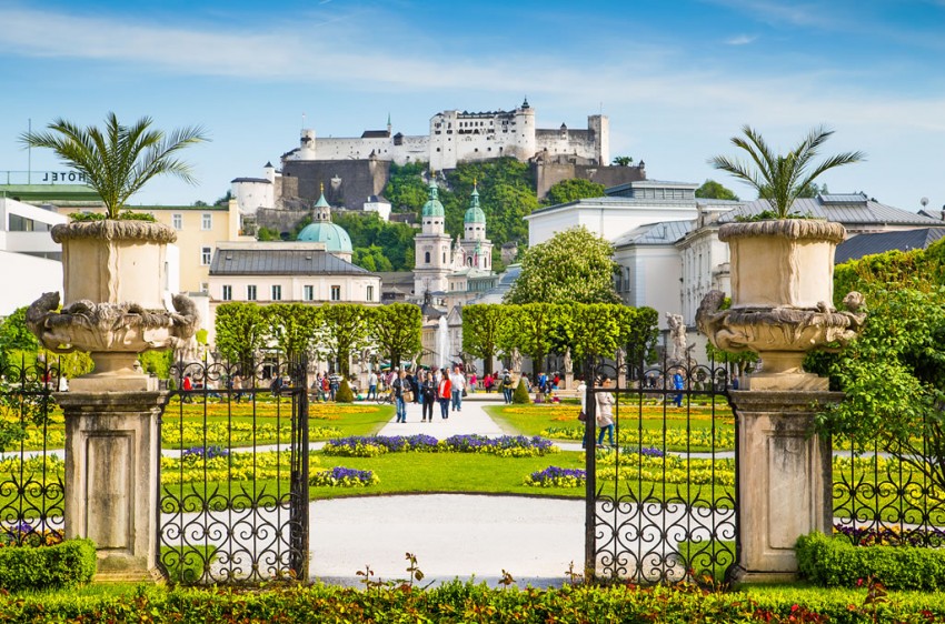 Stadt Salzburg mit Blick auf die Burg