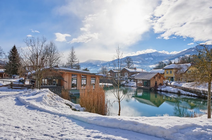 Speckhütte im Winter mit Veranstaltungsstadl